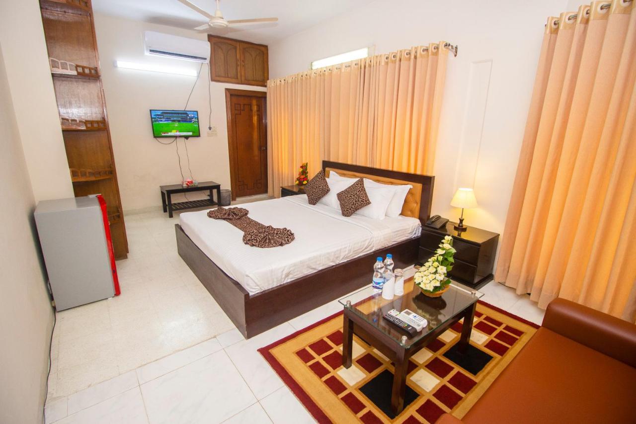 Hotel Suite Palace Dhaka Exterior foto