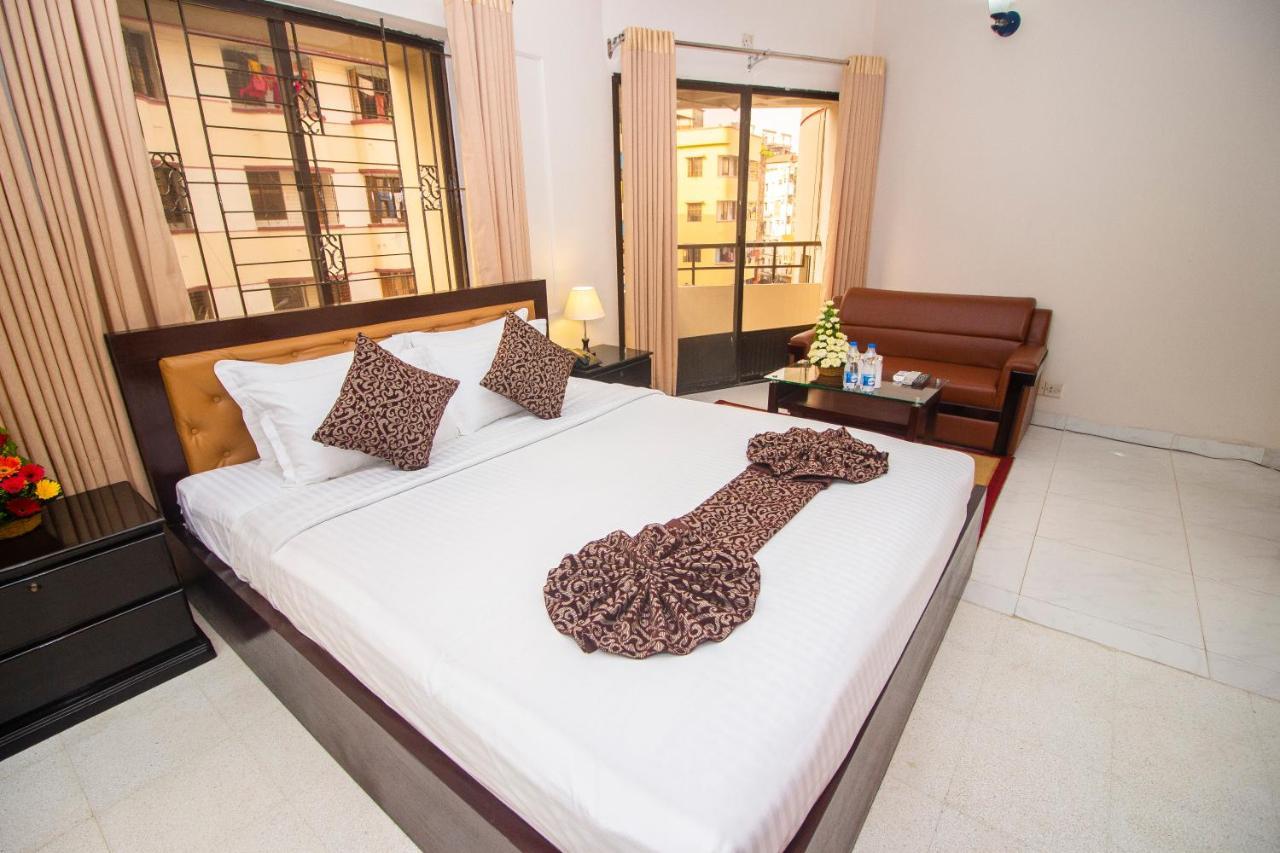 Hotel Suite Palace Dhaka Exterior foto