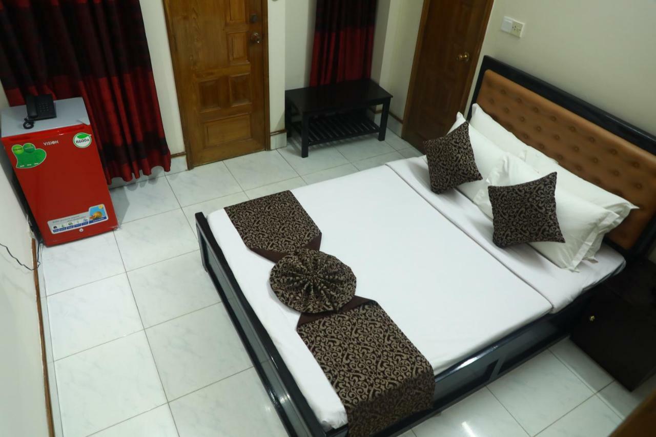Hotel Suite Palace Dhaka Exterior foto