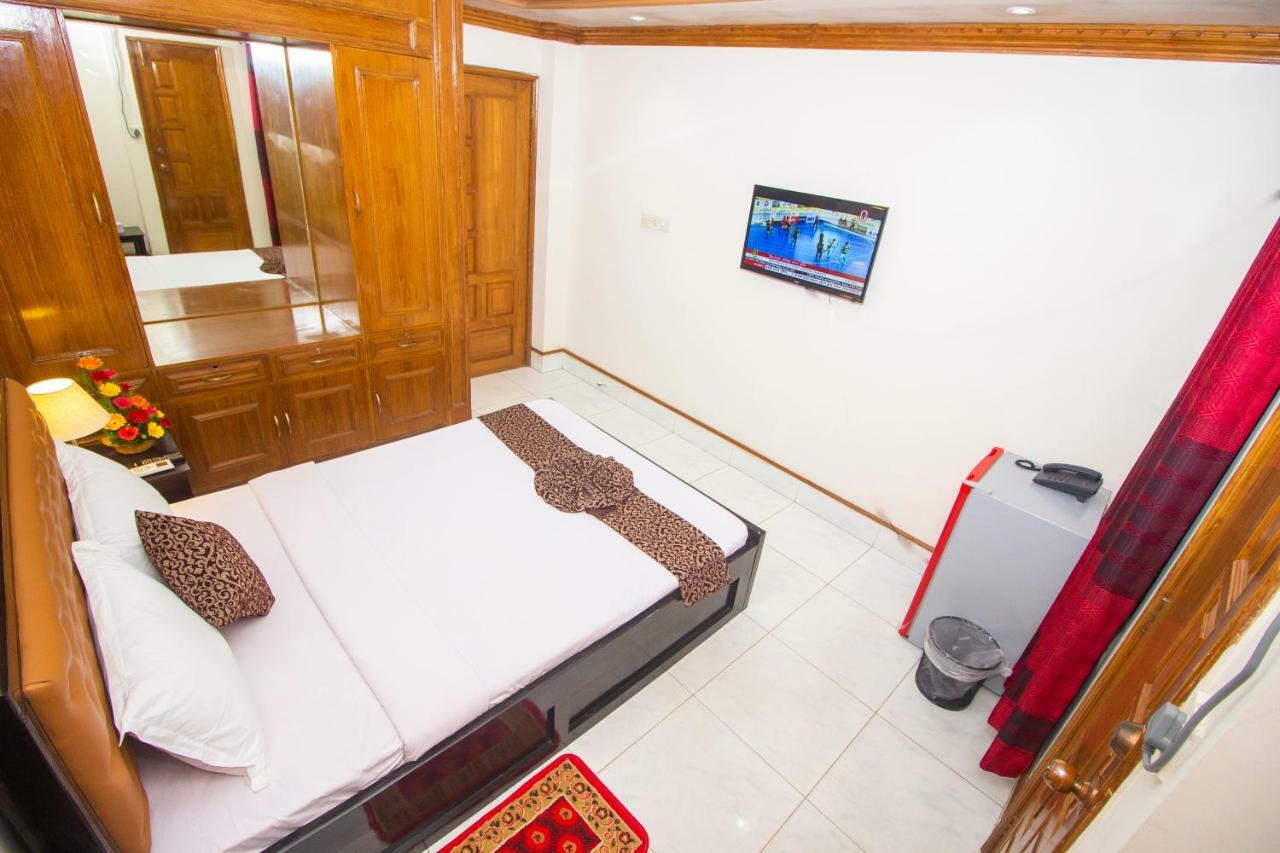 Hotel Suite Palace Dhaka Exterior foto